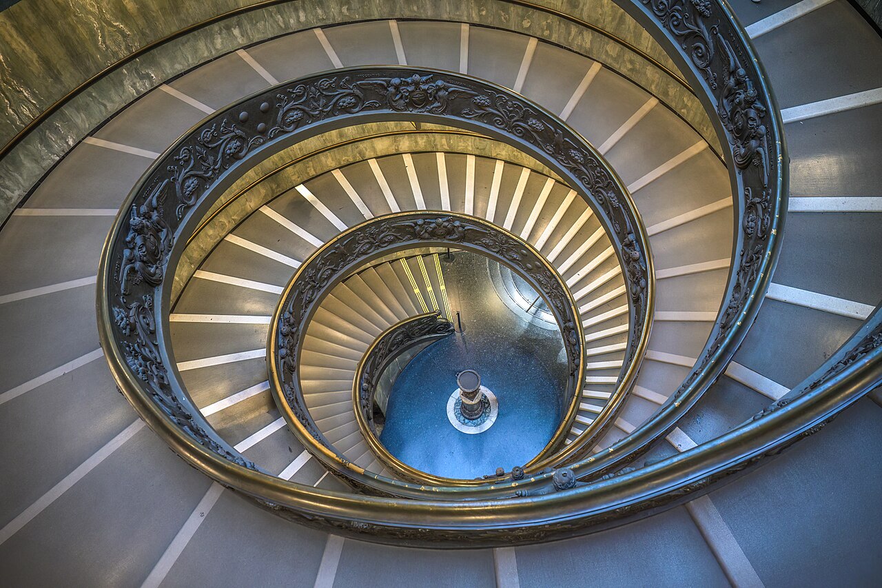 Escalera helicoidal de los Museos Vaticanos.